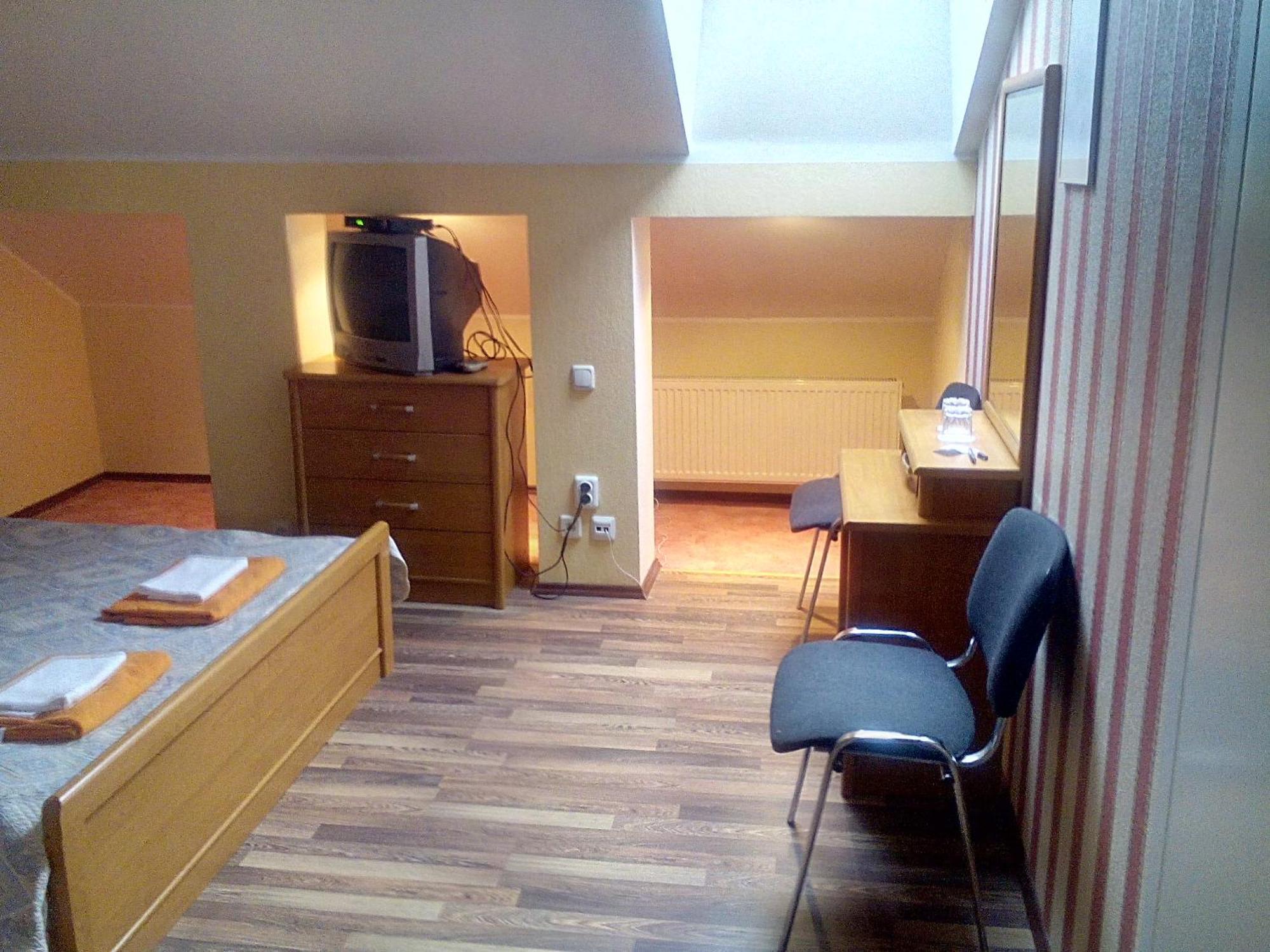 Central Hotel Narva Room photo
