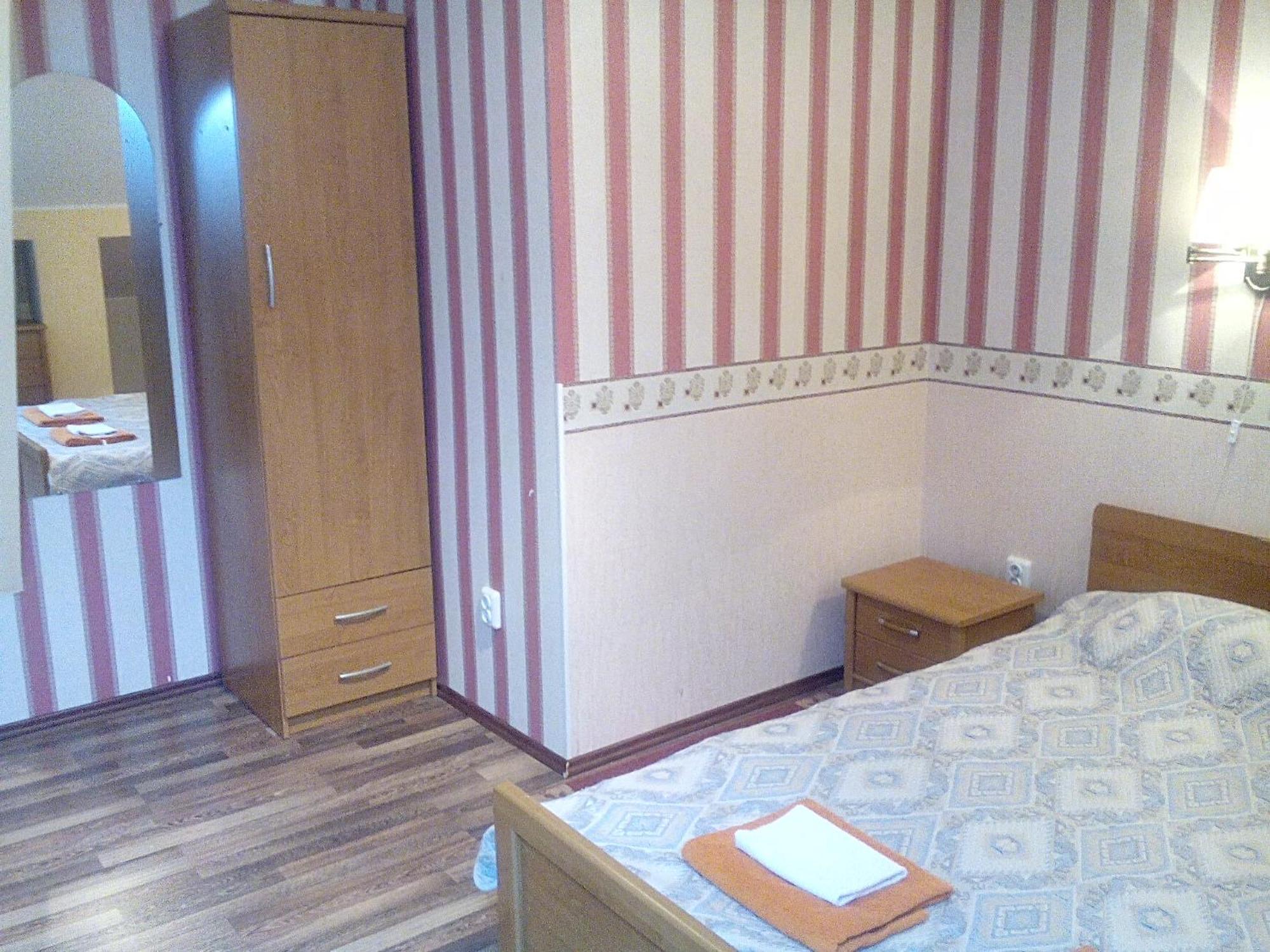 Central Hotel Narva Room photo